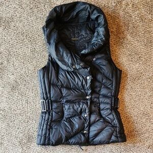 Stylish Black Puffer Vest for Women